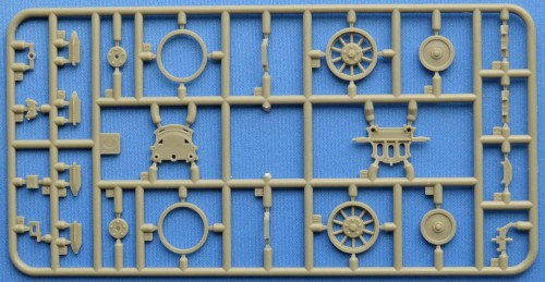 Ace 152mm Soviet Gun-Howitzer ML-20 (1:72)