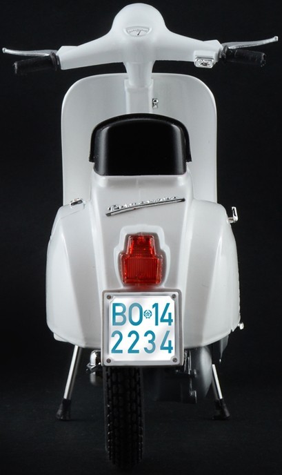 ITALERI Vespa 125 Primavera (1:9)