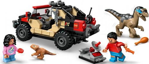 Lego Raptor Off-Road Escape 76972