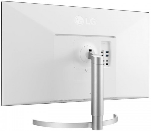 LG 32UL750