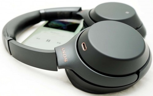 Sony WH-1000XM4