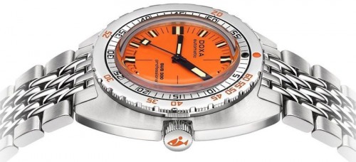 DOXA SUB 300 Professional 821.10.351.10