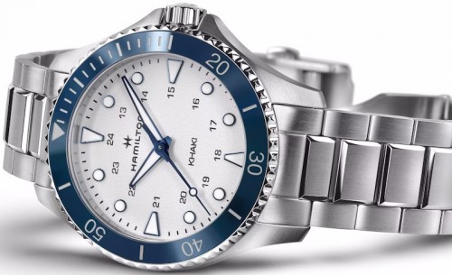 Hamilton Khaki Navy Scuba Quartz H82231150