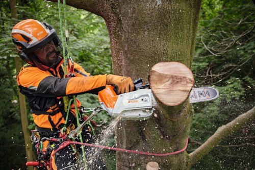 STIHL MSA 220 T