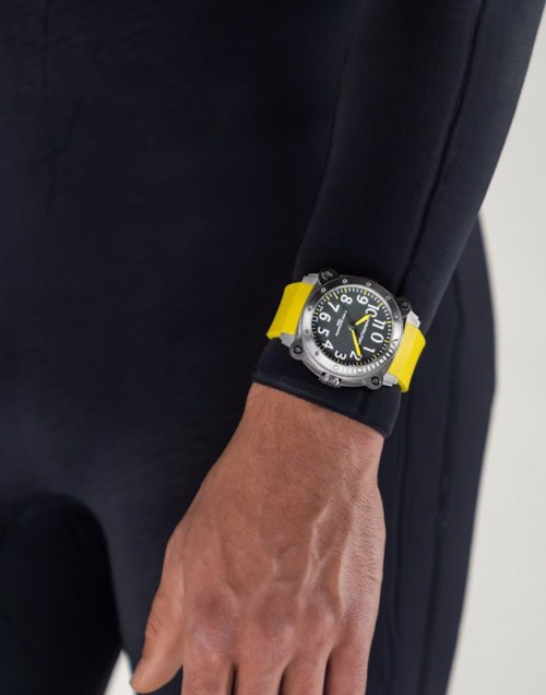 Hamilton Khaki Navy BeLOWZERO H78535380