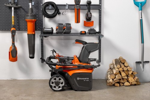 Husqvarna ST 143i