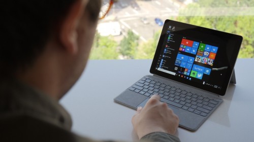 Microsoft Surface Go