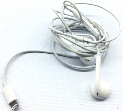 Apple EarPods with Lightning Connector