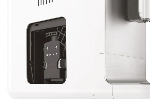 Smeg BCC02WHM