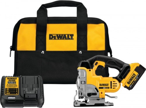 DeWALT DCS331M1