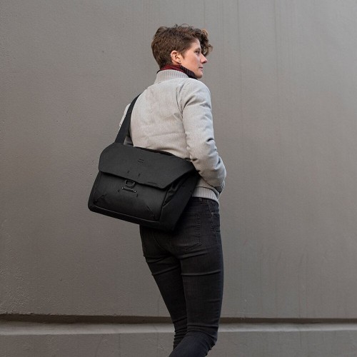 Peak Design Everyday Messenger 13L V2