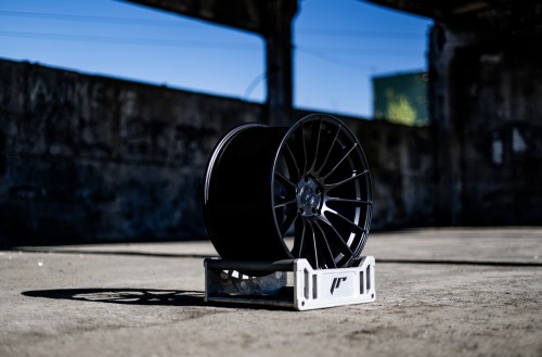 Japan Racing SL05