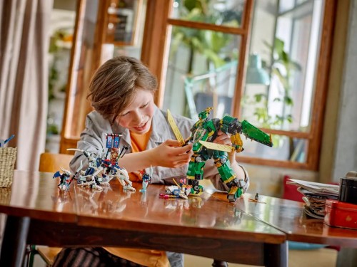 Lego Lloyds Jet Mech 71845