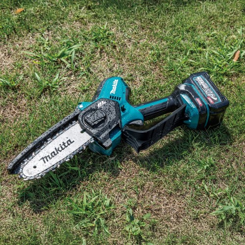 Makita UC029GM202
