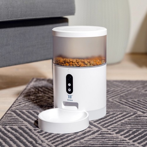 Tesla Smart Pet Feeder Camera
