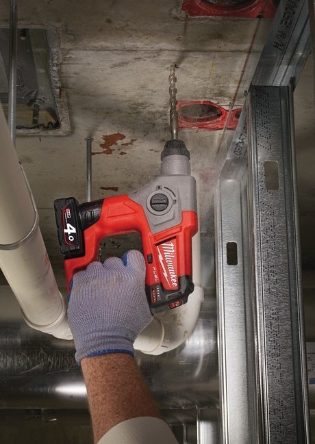 Milwaukee M12 CH-402C