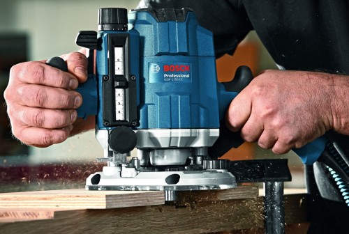 Bosch GOF 1250 CE Professional