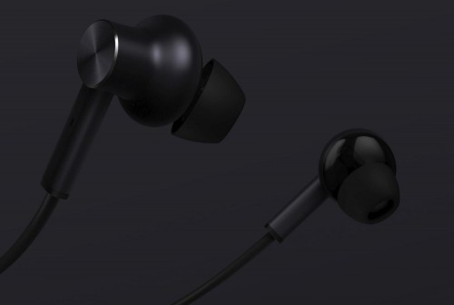 Xiaomi Mi Noise Cancelling Earphones