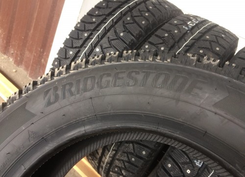 Bridgestone Ice Cruiser 7000S