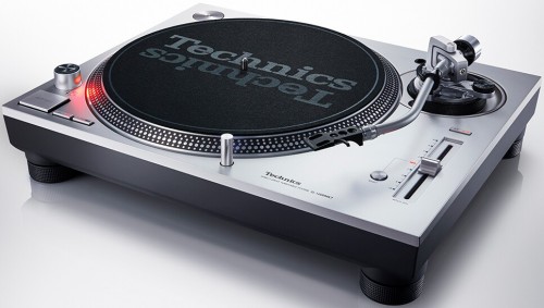 Technics SL-1200MK7