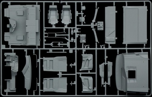 ITALERI Mercedes Benz Actros MP4 Gigaspace (1:24)