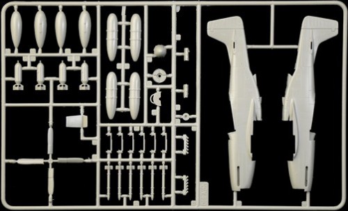 ITALERI North American F-51D Mustang Korean War (1:72)