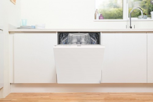 Indesit D2IHL 326