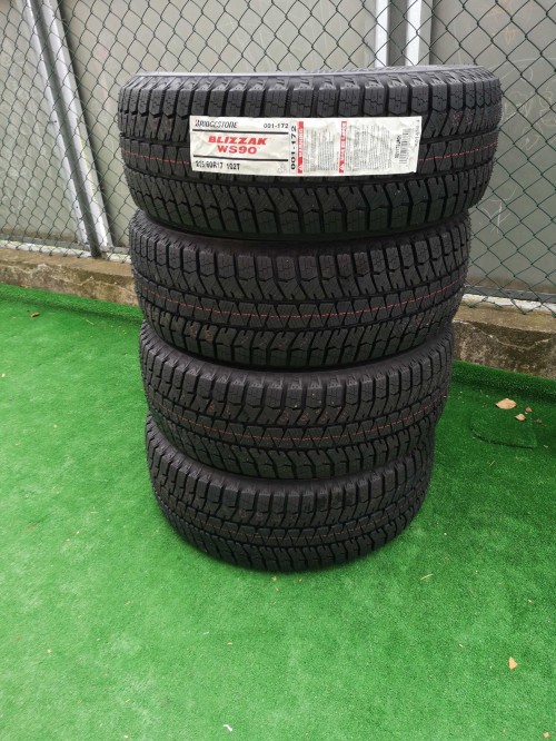 Bridgestone Blizzak WS90