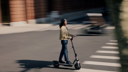 Ninebot eKickScooter F3 E