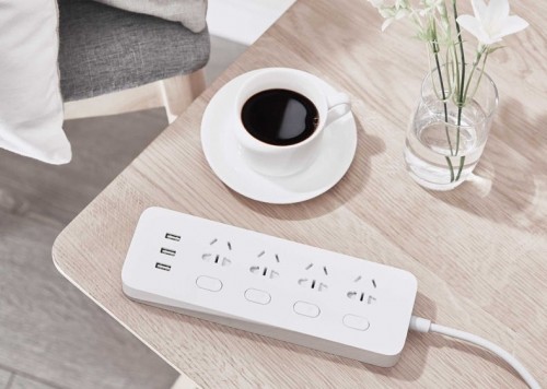 Xiaomi Mi Power Strip 4 sockets / 3 USB