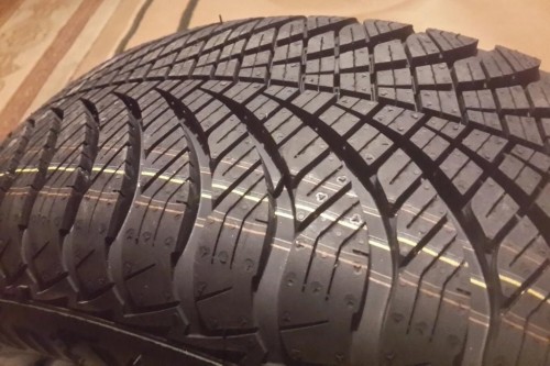 Goodyear Vector 4Seasons Gen-2