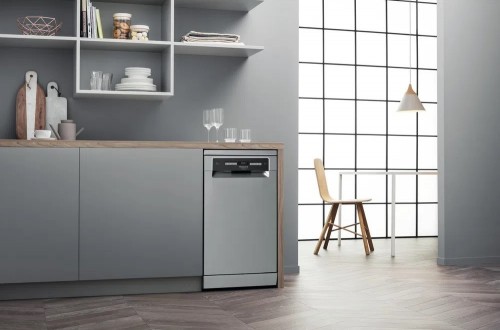 Hotpoint-Ariston HSFO 3T223 WC X