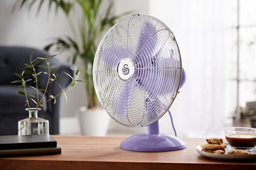 SWAN Retro 12 Inch Desk Fan