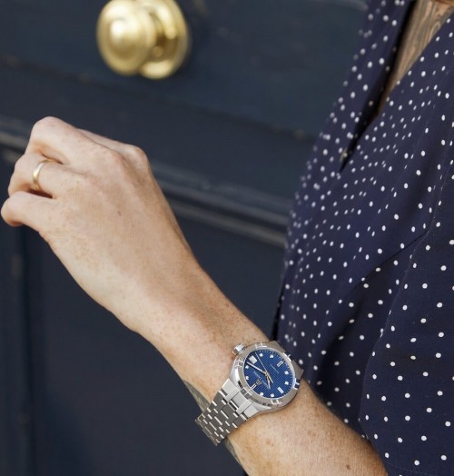 Maurice Lacroix AI6006-SS002-450-1