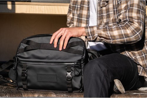 WANDRD Roam Sling 9
