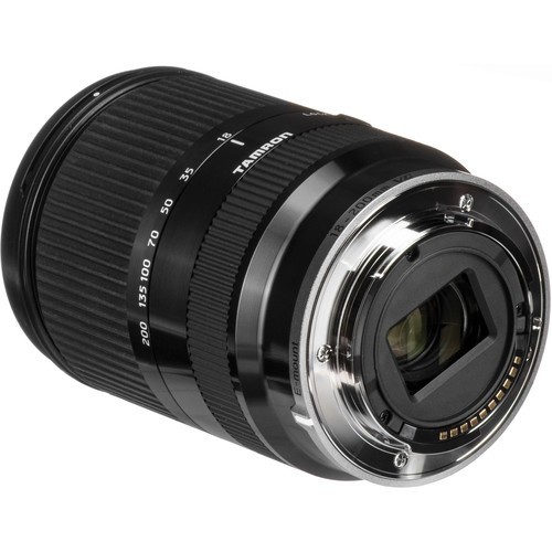 Tamron 18-200mm f/3.5-6.3 VC Di III