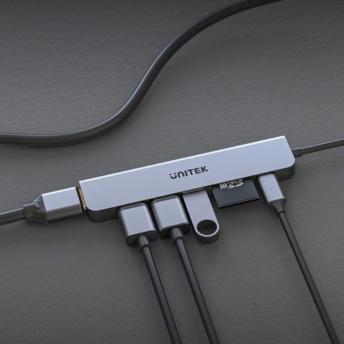 Unitek uHUB S7+ 7-in-1 USB-C 5Gbps Hub with 4K HDMI and 100W