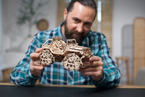 UGears Tracked Off-Road Vehicle 70204