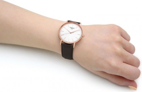 TISSOT Everytime T143.410.36.011.00