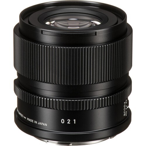 Sigma 90mm f/2.8 Contemporary DG DN