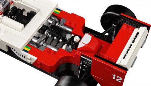 Lego McLaren MP4/4 and Ayrton Senna 10330