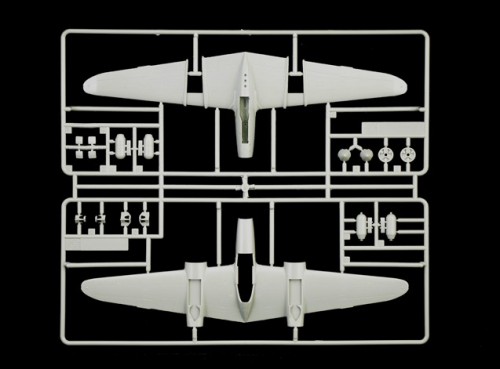 ITALERI P-38J Lightning (1:72)