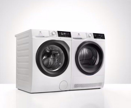 Electrolux PerfectCare 800 EW8F328SP