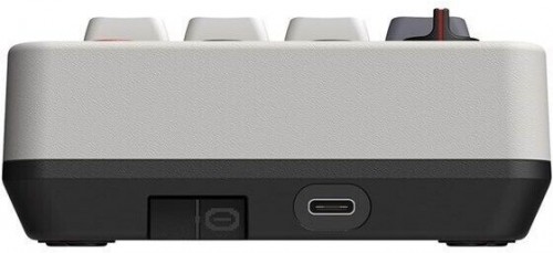 8BitDo Retro 18 Mechanical Numpad