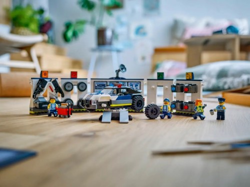 Lego Custom Police Car Garage 60457