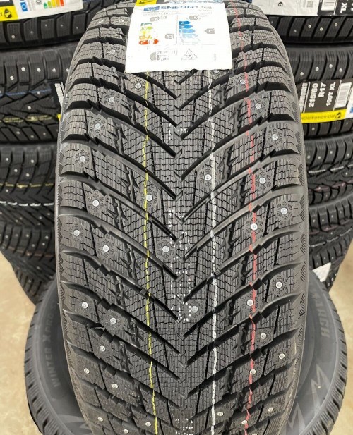 Sonix Winter XPro Studs 69