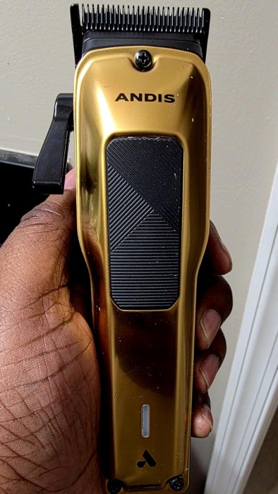 Andis Phenom