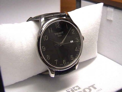 TISSOT T063.610.16.052.00