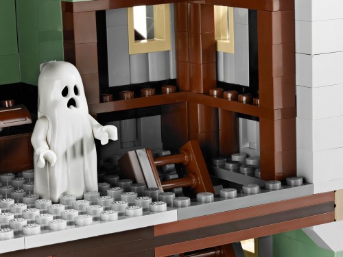 Lego Haunted House 10228