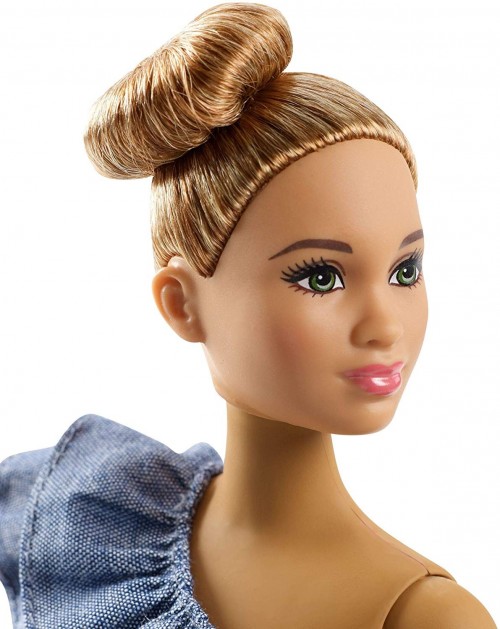 Barbie Fashionistas FRY82